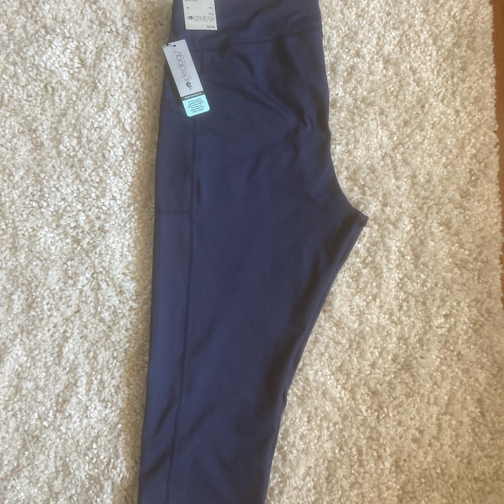 Ideology Size 2X Navy Crop Leggings NWT - Picture 3 of 5